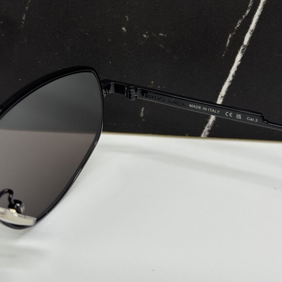 NEW BOTTEGA VENETA BV1125S 001 AVIATOR BLACK UNISEX SUNGLASSES BOTTEGA VENETA - Picture 10 of 11